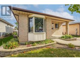 1615 JALNA BOULEVARD - 3