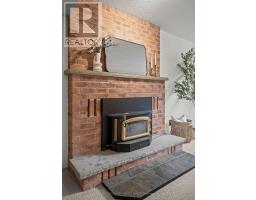 1615 JALNA BOULEVARD - 33