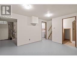 1615 JALNA BOULEVARD - 34