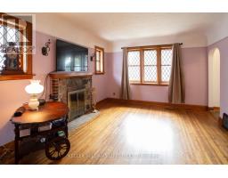 104 EMERY STREET E - 5