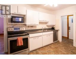 104 EMERY STREET E - 9