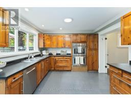 17 ERIE AVENUE - 17