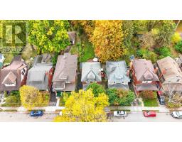 17 ERIE AVENUE - 45