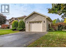 26 STONEYCREEK PLACE - 25