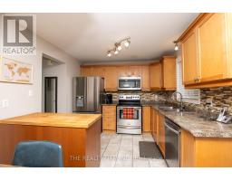 1769 BAYSWATER CRESCENT - 8