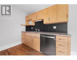 15 - 696 WONDERLAND ROAD S - 9