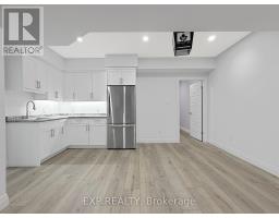 175 BOARDWALK WAY - 38