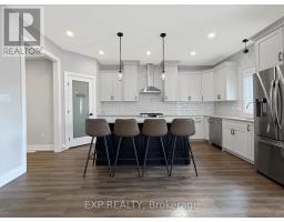 175 BOARDWALK WAY - 9