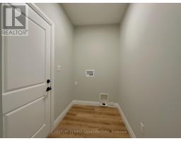 56 POSTMA CRESCENT - 12