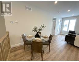 56 POSTMA CRESCENT - 15