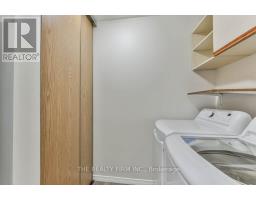 16 - 1096 JALNA BOULEVARD - 17