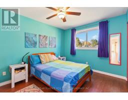 175 POCHARD COURT - 18