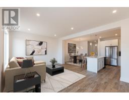 16 - 101 SWALES AVENUE - 23