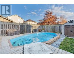 1843 BAYSWATER CRESCENT - 35