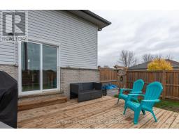 72 JUNIPER CRESCENT - 31