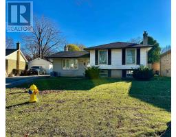 155 MERIDENE CRESCENT W - 2