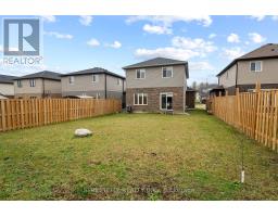 1542 APPLEROCK AVENUE - 35