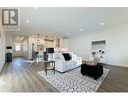 7 - 175 GLENGARIFF DRIVE - 17