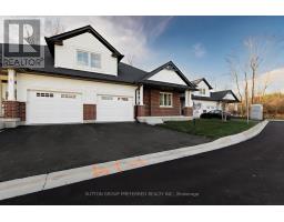 7 - 175 GLENGARIFF DRIVE - 2