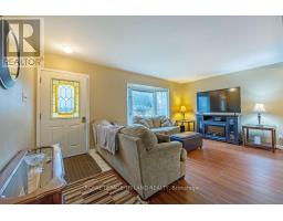 34 STRATHCONA DRIVE - 3