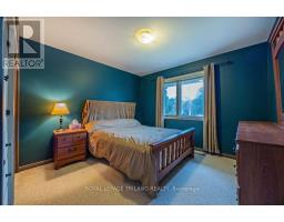 34 STRATHCONA DRIVE - 9