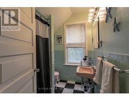 793 LORNE AVENUE - 24