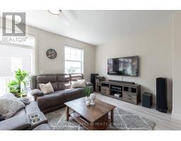 69 - 1040 CORONATION DRIVE - 11