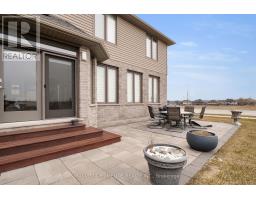 2217 DAUNCEY CRESCENT - 38