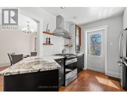 839 DUFFERIN AVENUE - 14