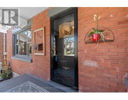 839 DUFFERIN AVENUE - 3