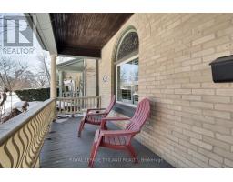 855 MAITLAND STREET - 3