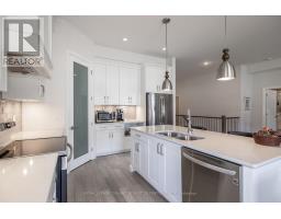 1593 ED ERVASTI CRESCENT - 14