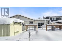 25 COTTONWOOD CRESCENT - 36