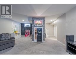 1734 DEVOS DRIVE - 33