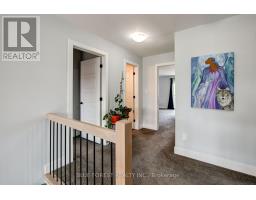 2 - 2810 SHEFFIELD PLACE - 32