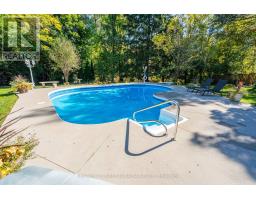 1496 STONEYBROOK CRESCENT - 12