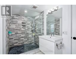891 RIVERSIDE DRIVE - 21