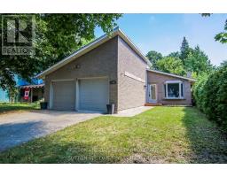 15 Hawthorne Road, MLS X12480051