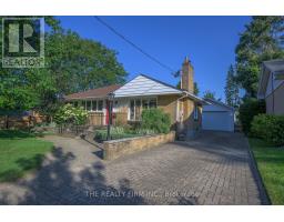 1367 COLLINGWOOD AVENUE - 2