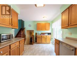 1136 ALDERSBROOK ROAD - 9