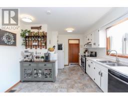 176 LAKESHORE ROAD - 11