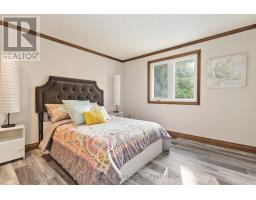 15 SKI VALLEY CRESCENT - 22