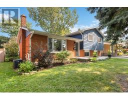 702 GALLOWAY CRESCENT - 2