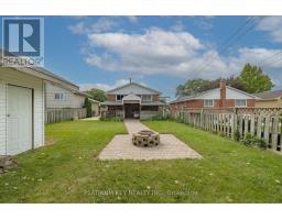 15 ROSEMOUNT CRESCENT - 33