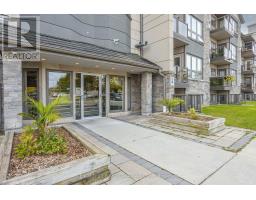 202 - 9 JACKSWAY CRESCENT - 3