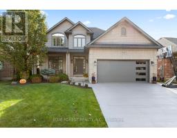 890 THISTLERIDGE CRESCENT - 2