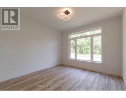 32 BRISCOE CRESCENT - 12