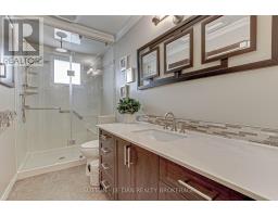 22 MURIEL CRESCENT - 24