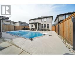 3475 BRUSHLAND CRESCENT - 32