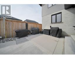 3475 BRUSHLAND CRESCENT - 38